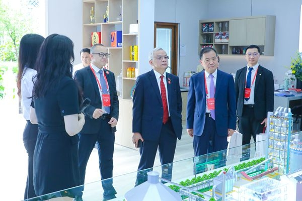 圖片2.png 圖片2.png